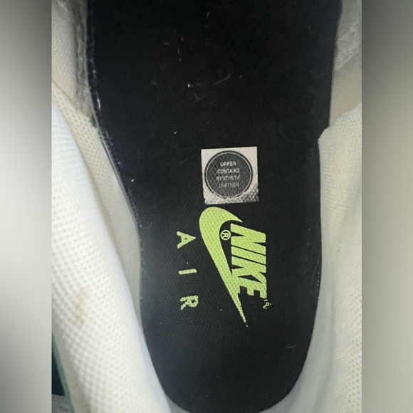 Nike Women's Air Max 90 SE Summit White - Picture 7 of 10